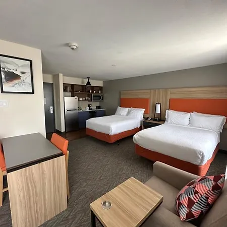 Candlewood Suites Stafford